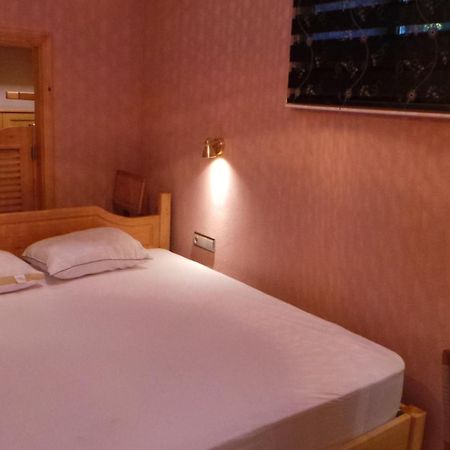 Trinitys Forest Bungalows 凯梅尔 外观 照片